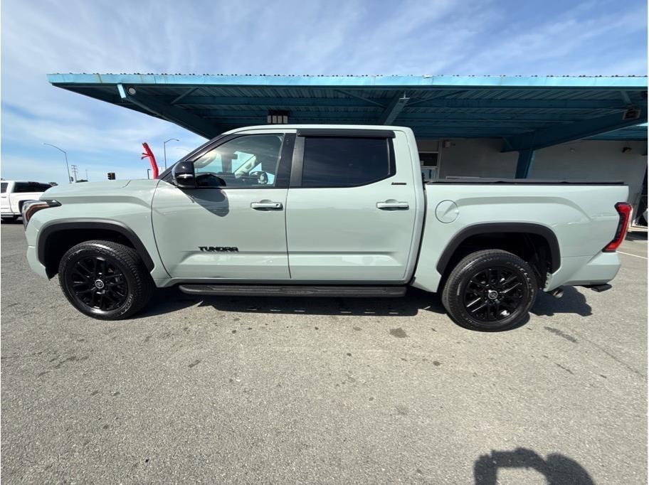 Toyota Tundra Limited CrewMax 4WD 2024