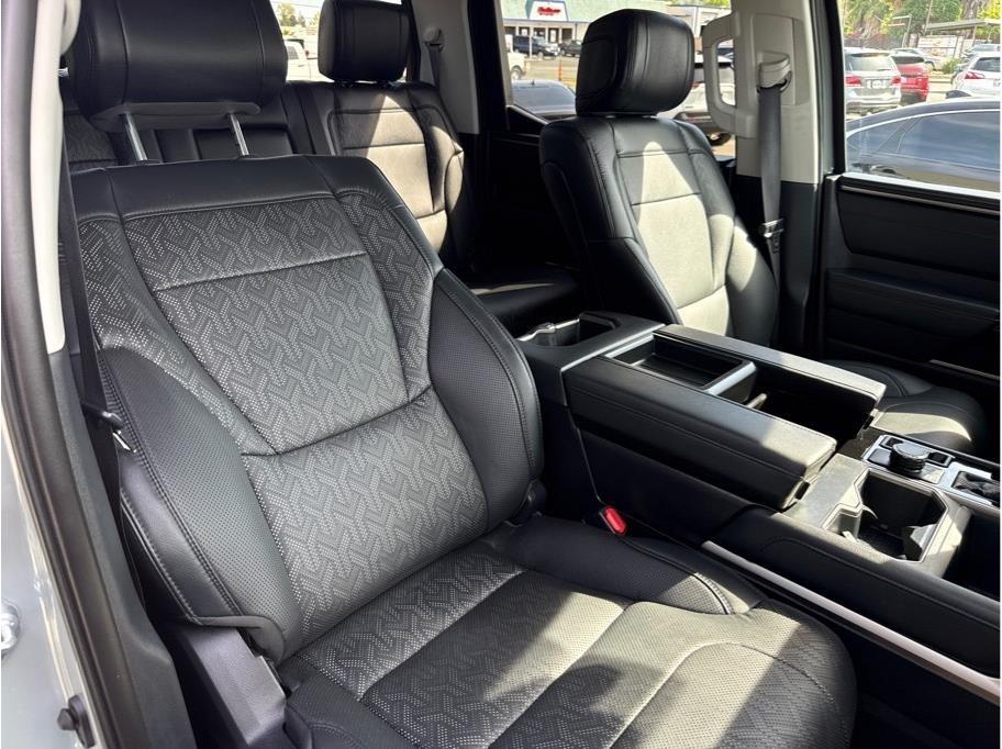 Toyota Tundra Limited CrewMax 4WD 2024