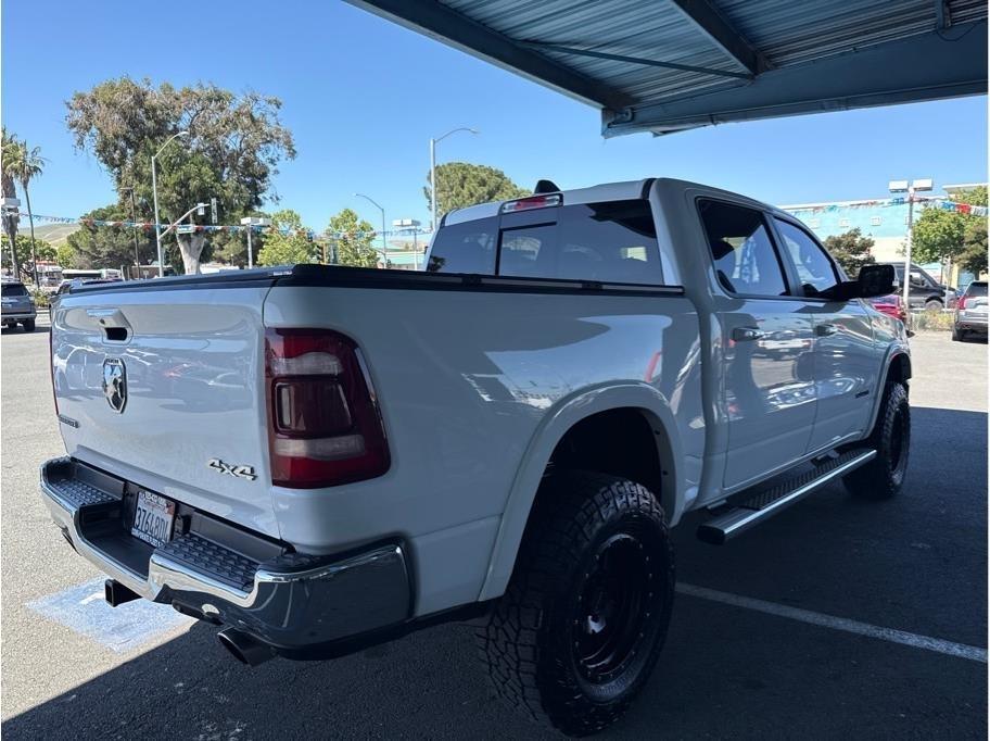 RAM 1500 Laramie Crew Cab SWB 4WD 2020