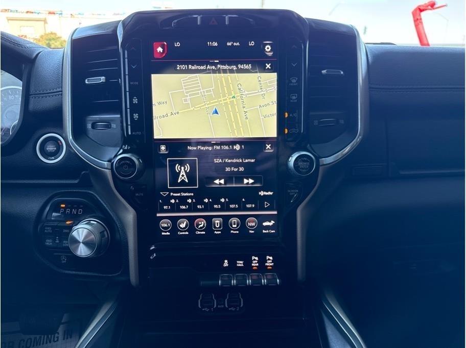 RAM 1500 Laramie Crew Cab SWB 4WD 2020