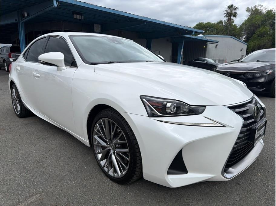 Lexus IS 200t 2017