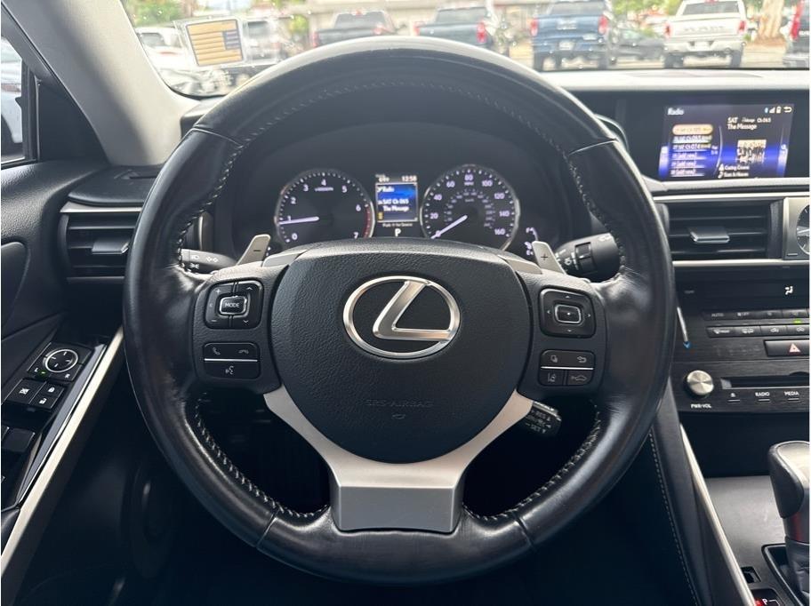 Lexus IS 200t 2017