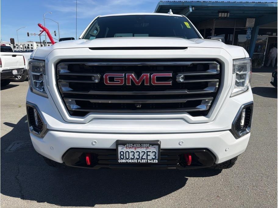 GMC Sierra 1500 AT4 Crew Cab Long Box 4WD 2021