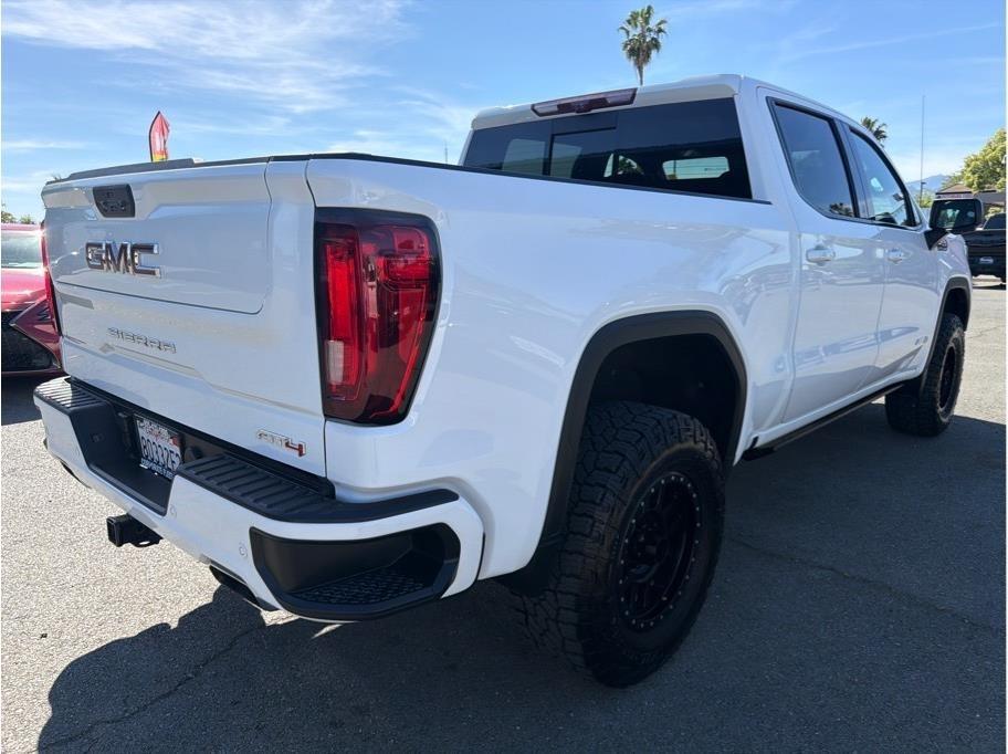 GMC Sierra 1500 AT4 Crew Cab Long Box 4WD 2021