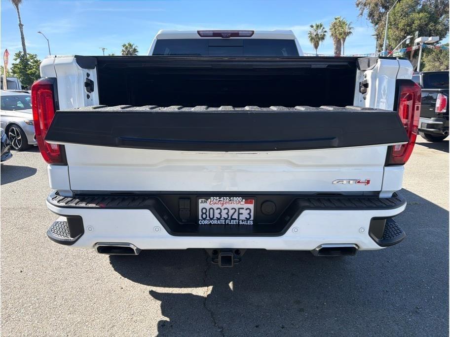 GMC Sierra 1500 AT4 Crew Cab Long Box 4WD 2021