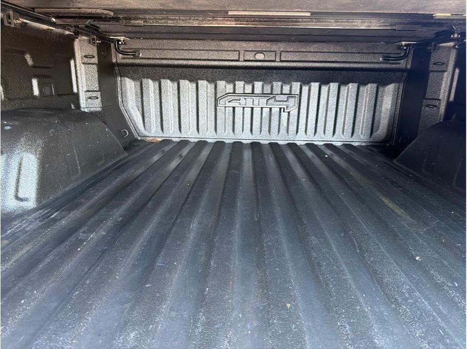 GMC Sierra 1500 AT4 Crew Cab Long Box 4WD 2021