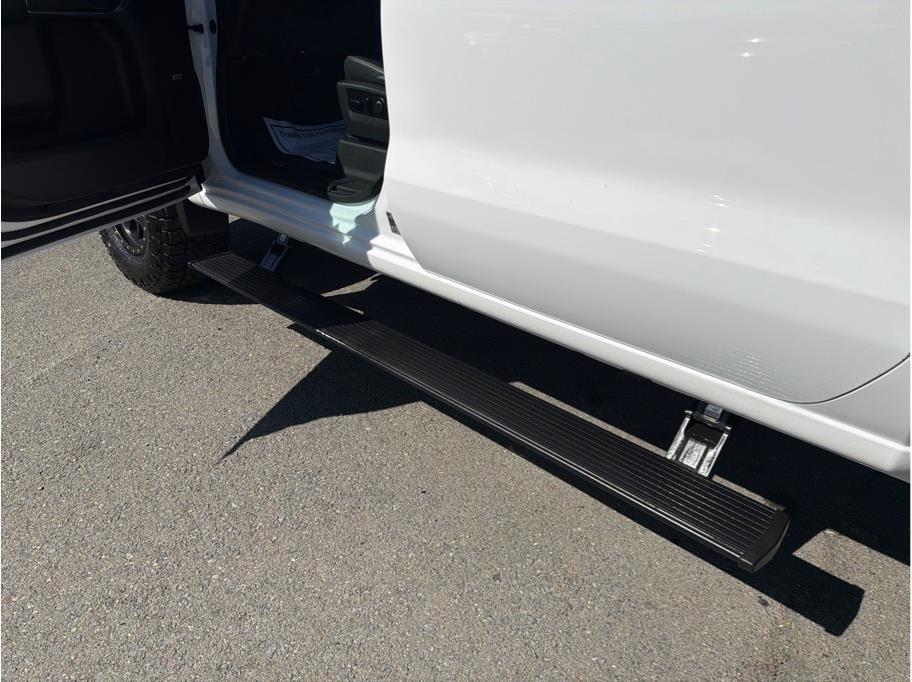 GMC Sierra 1500 AT4 Crew Cab Long Box 4WD 2021