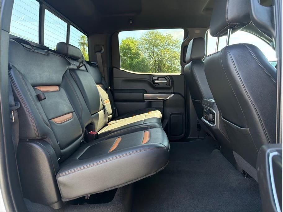 GMC Sierra 1500 AT4 Crew Cab Long Box 4WD 2021