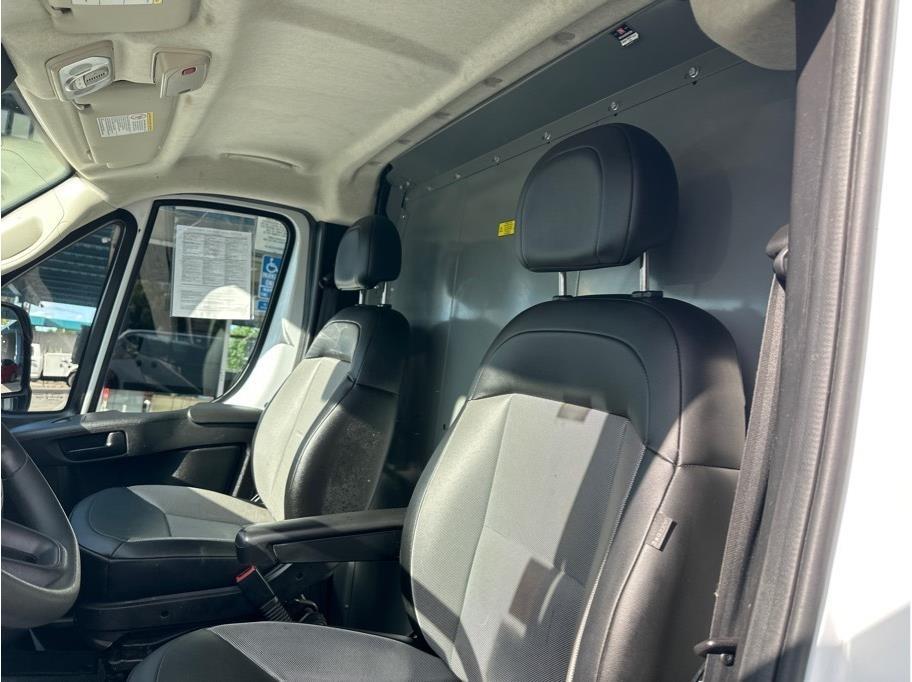 RAM Promaster 2500 Low Roof 2023