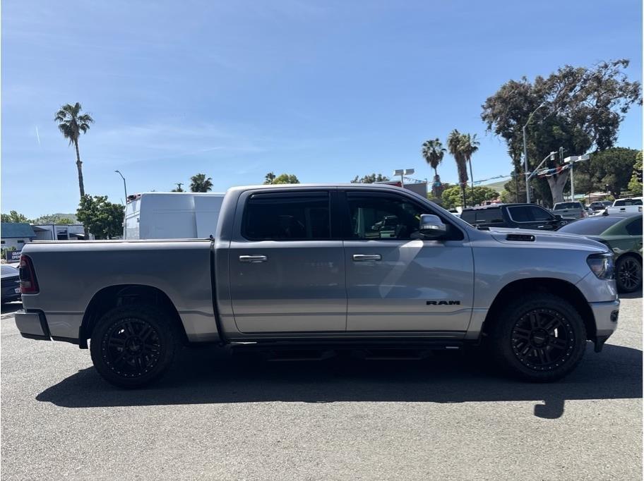 RAM 1500 Big Horn Crew Cab SWB 4WD 2020