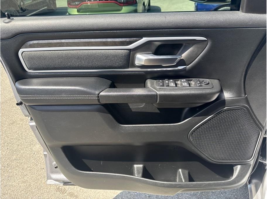 RAM 1500 Big Horn Crew Cab SWB 4WD 2020