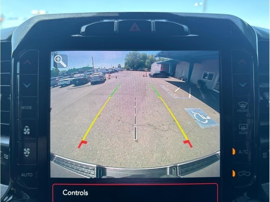 RAM 1500 Big Horn Crew Cab SWB 4WD 2020