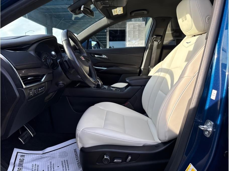 Cadillac XT4 Sport AWD 2019