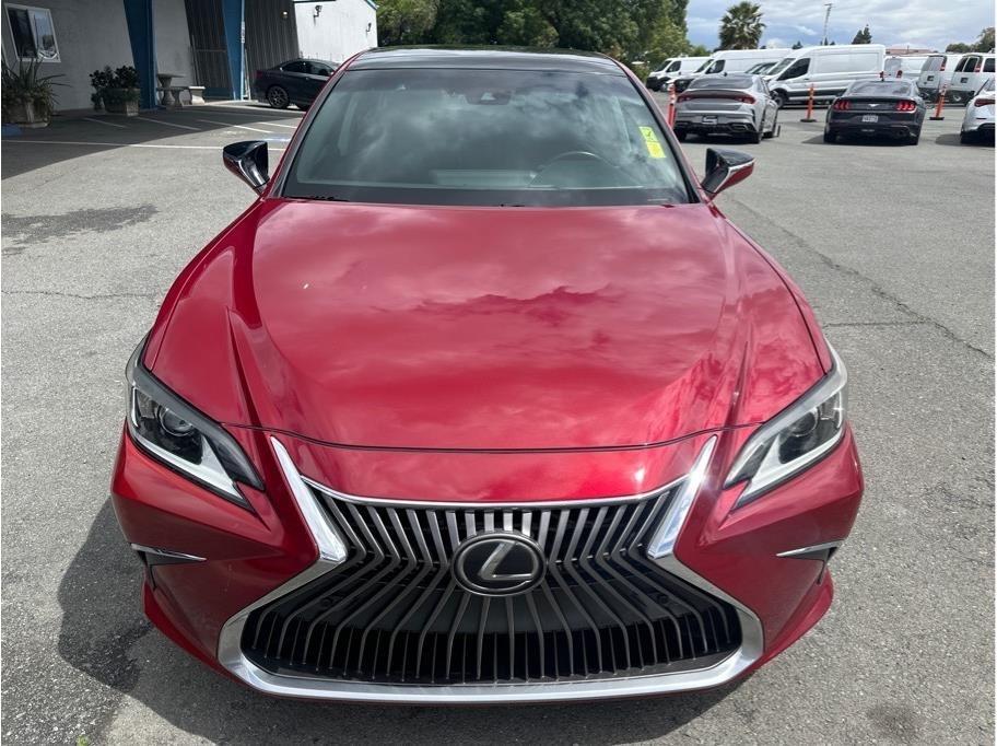 Lexus ES 350 Base 2019