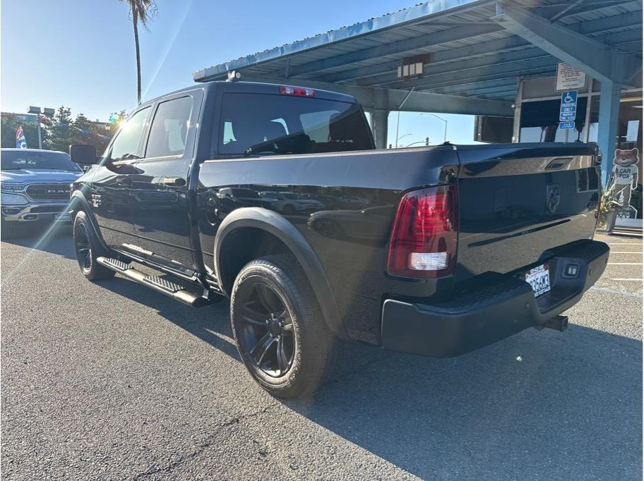 RAM 1500 Classic Tradesman Crew Cab SWB 4WD 2022