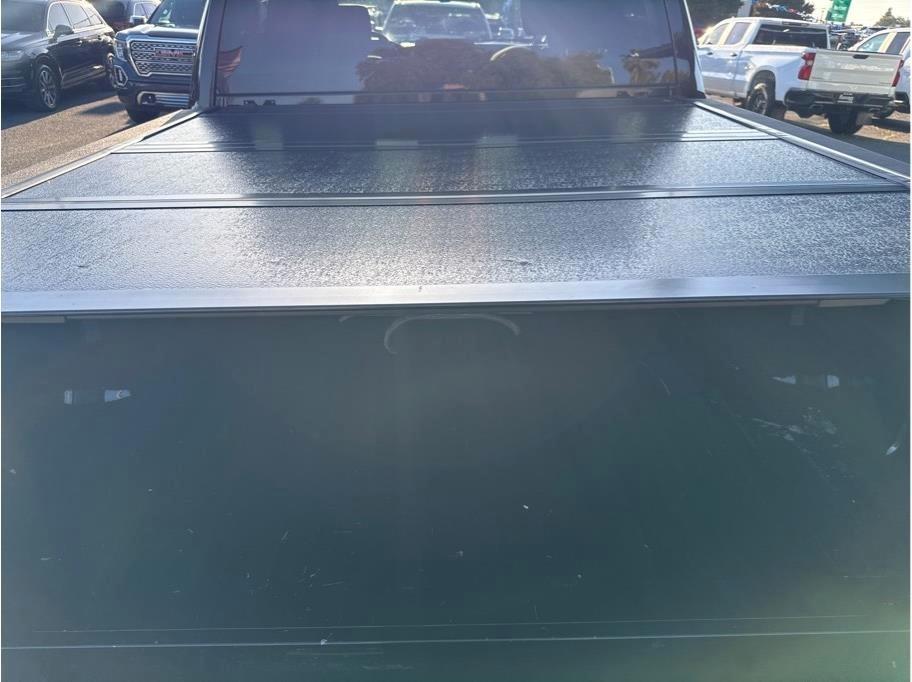 RAM 1500 Classic Tradesman Crew Cab SWB 4WD 2022