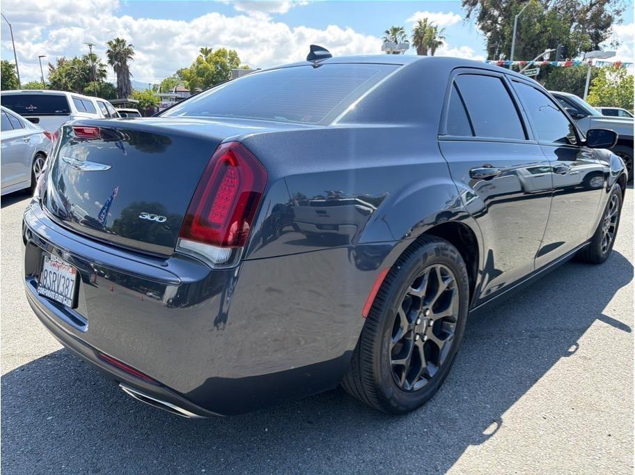 Chrysler 300 S V6 AWD 2019