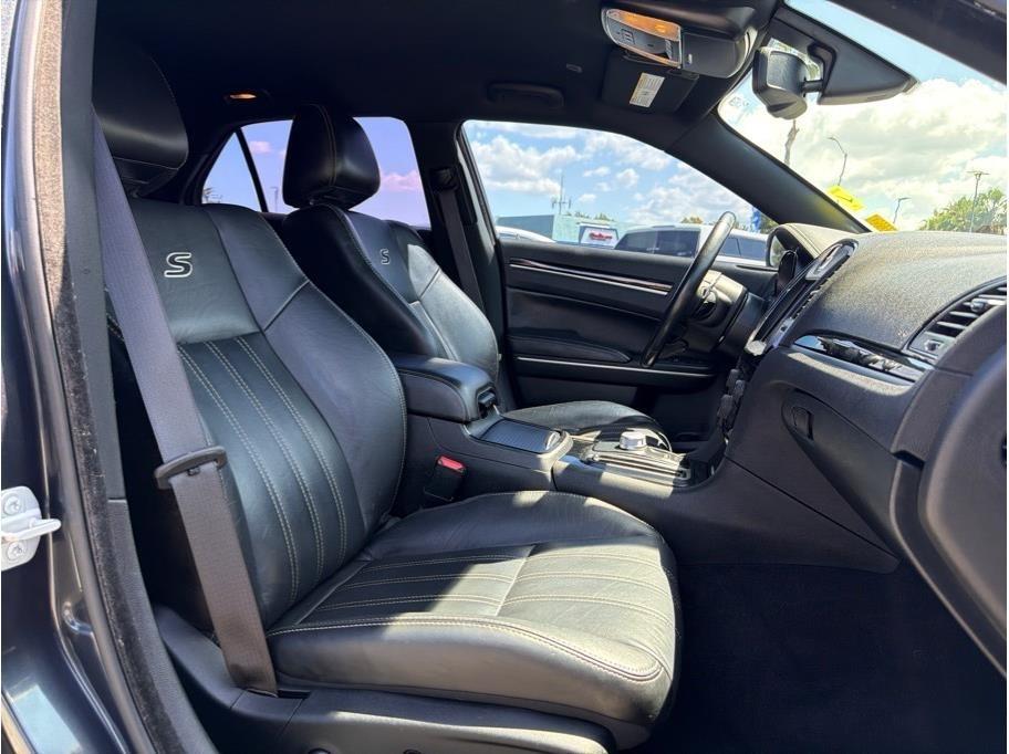 Chrysler 300 S V6 AWD 2019