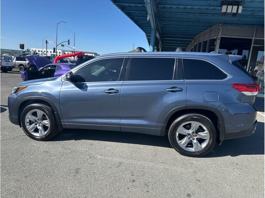 Toyota Highlander Limited AWD V6 2018