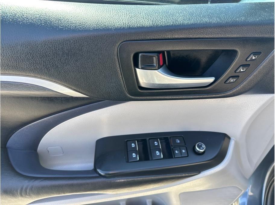 Toyota Highlander Limited AWD V6 2018
