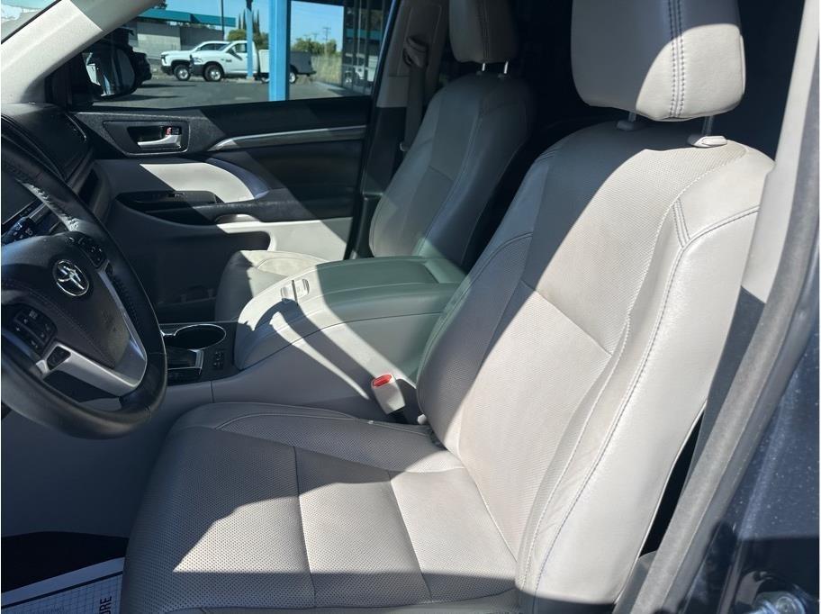 Toyota Highlander Limited AWD V6 2018