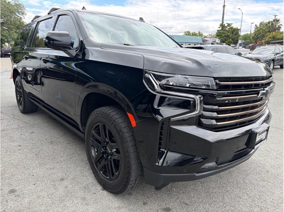 Chevrolet Suburban High Country 4WD 2021