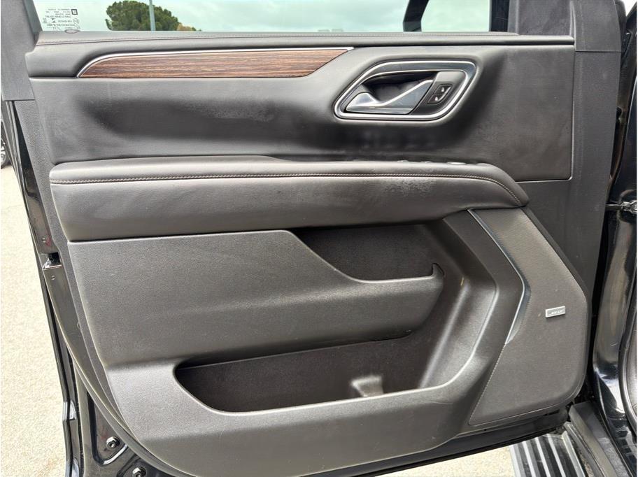 Chevrolet Suburban High Country 4WD 2021