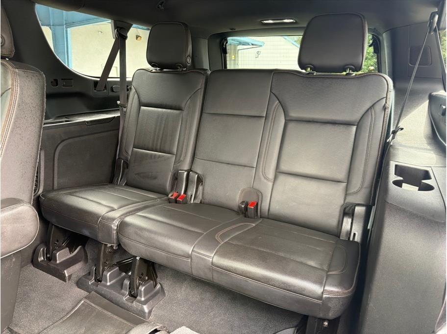 Chevrolet Suburban High Country 4WD 2021