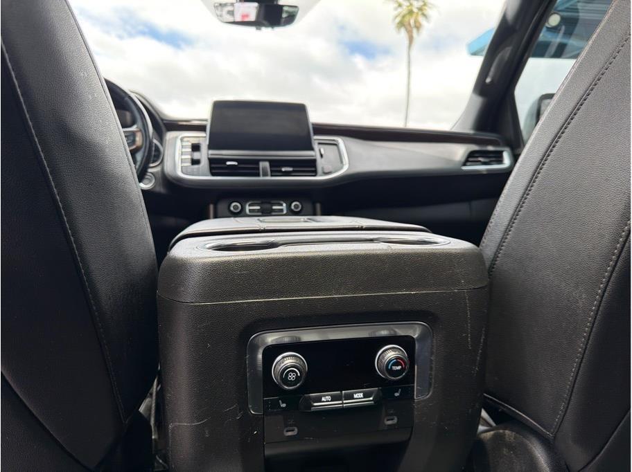 Chevrolet Suburban High Country 4WD 2021