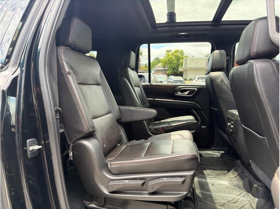 Chevrolet Suburban High Country 4WD 2021