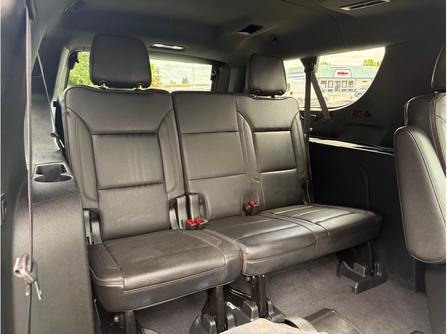 Chevrolet Suburban High Country 4WD 2021
