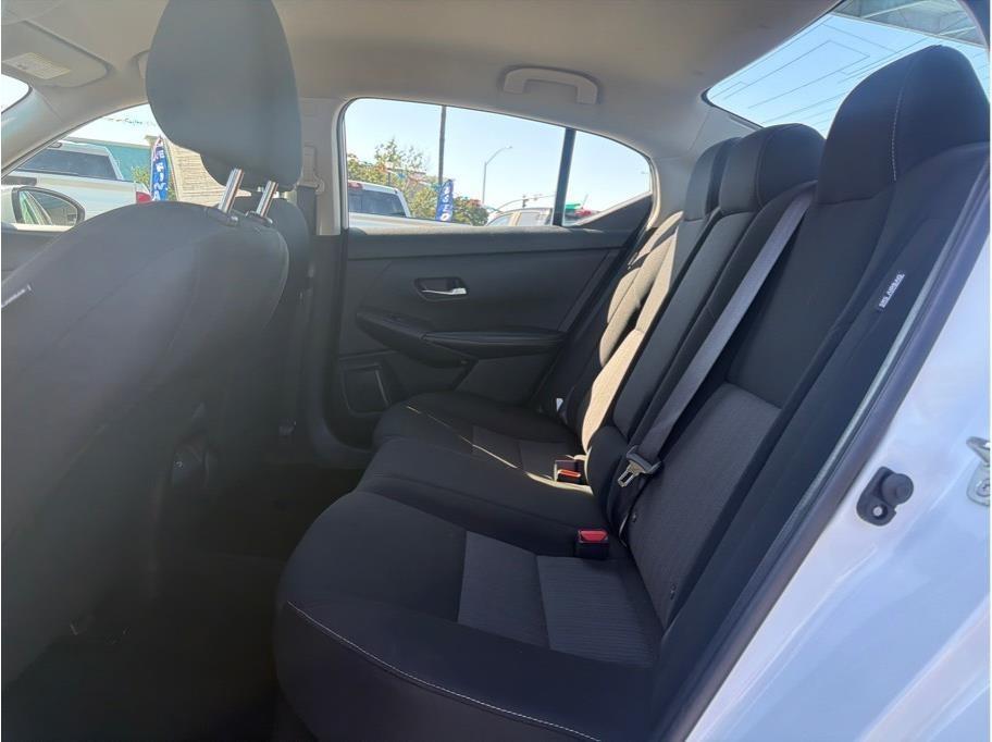 Nissan Sentra SV 2022