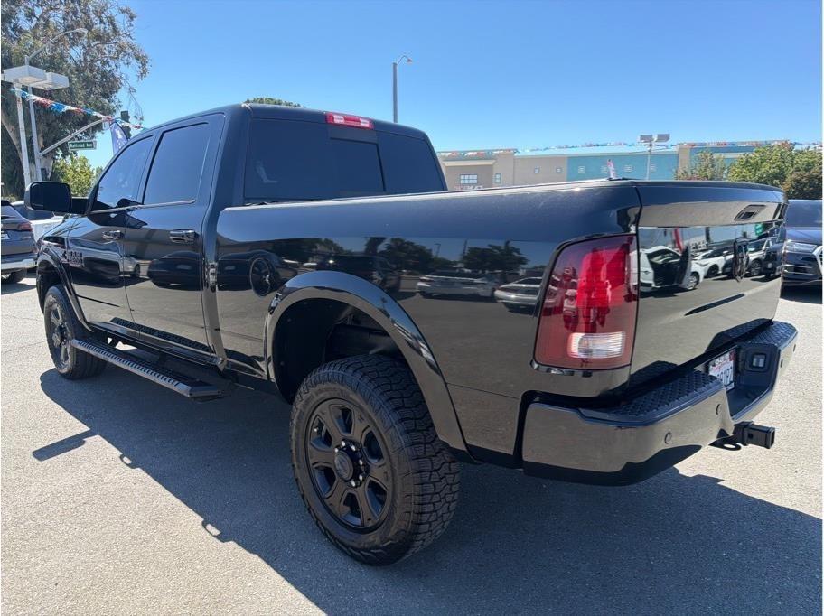 RAM 2500 Laramie Crew Cab SWB 4WD 2017
