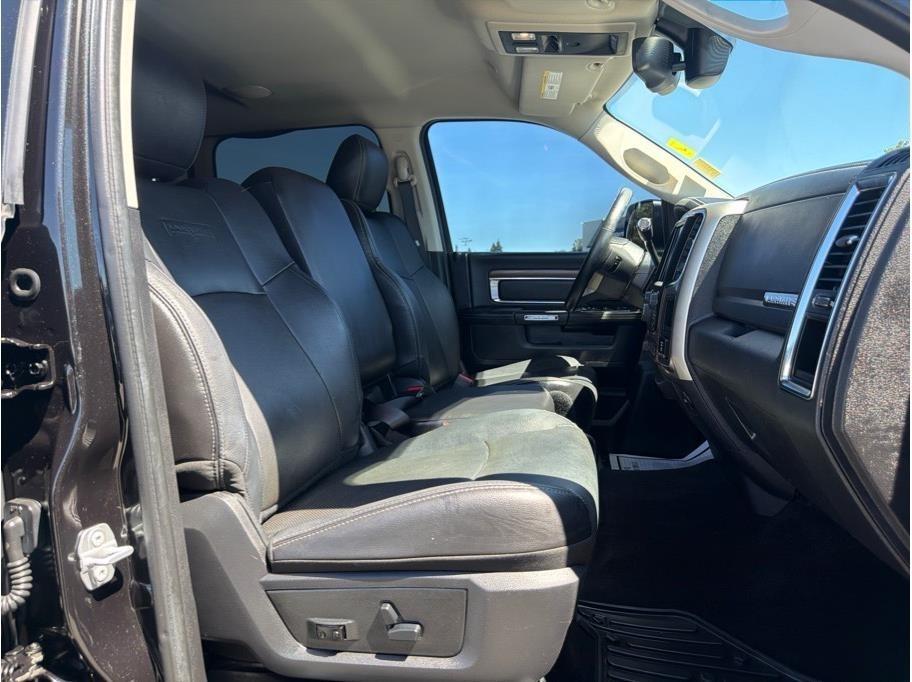 RAM 2500 Laramie Crew Cab SWB 4WD 2017