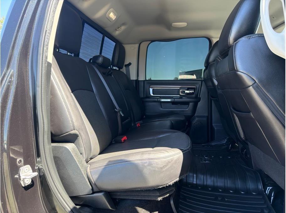 RAM 2500 Laramie Crew Cab SWB 4WD 2017
