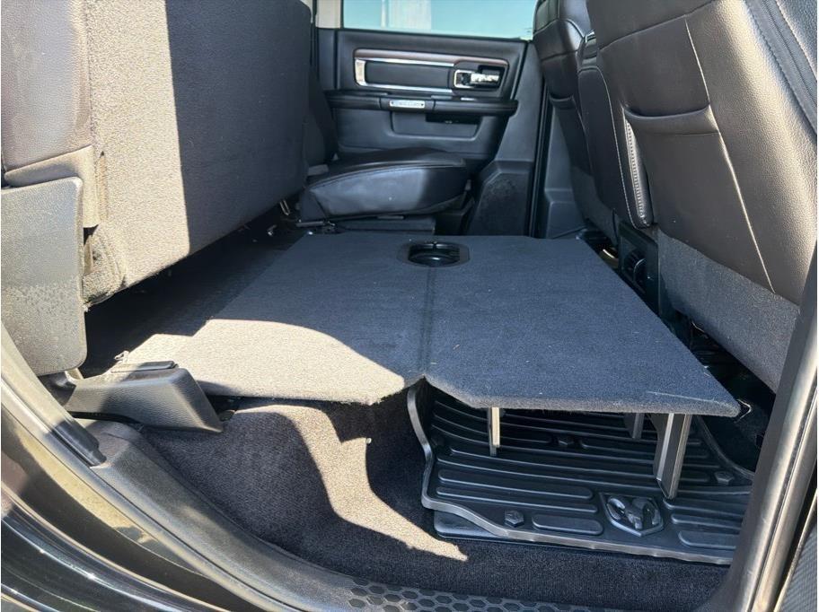 RAM 2500 Laramie Crew Cab SWB 4WD 2017