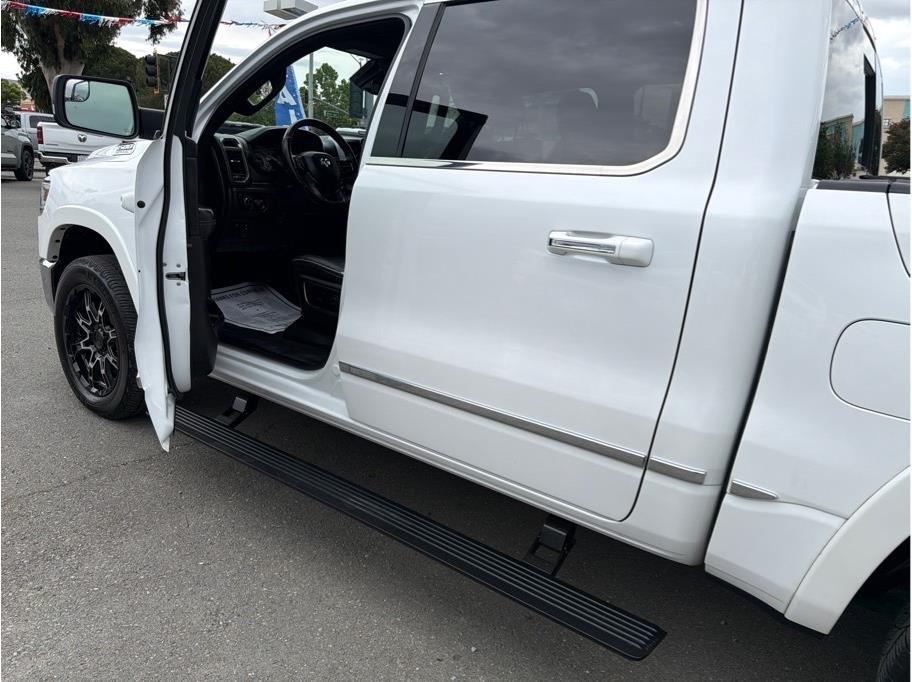 RAM 1500 Limited Crew Cab SWB 2WD 2019