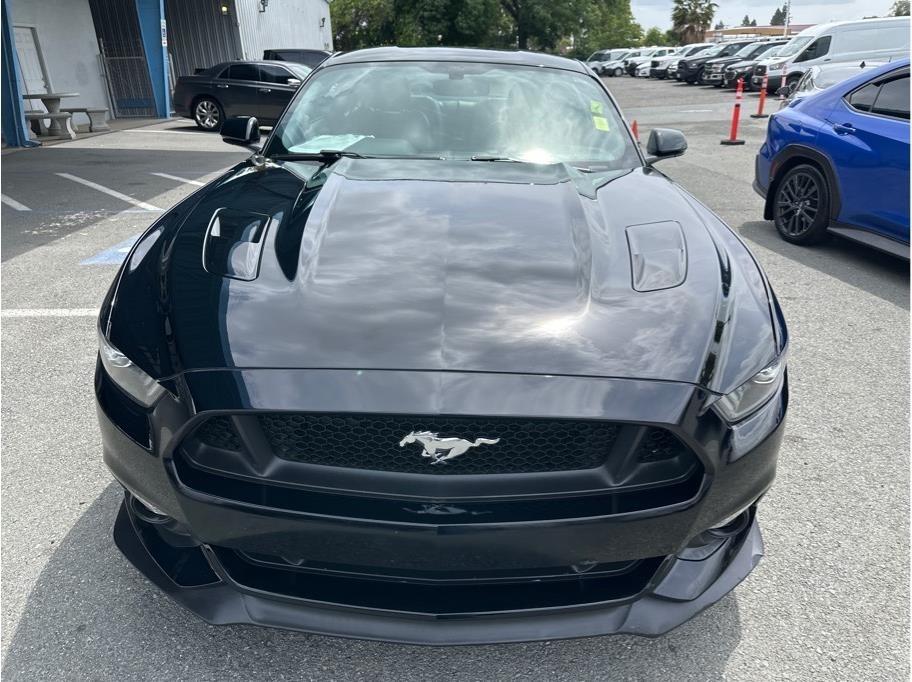 Ford Mustang GT Premium Coupe 2017
