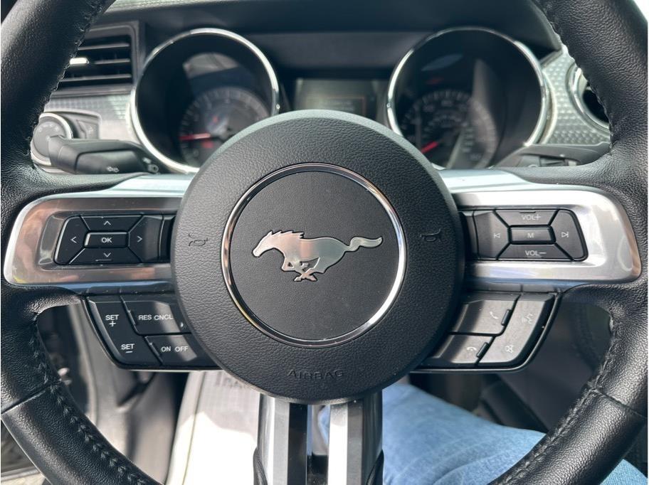 Ford Mustang GT Premium Coupe 2017