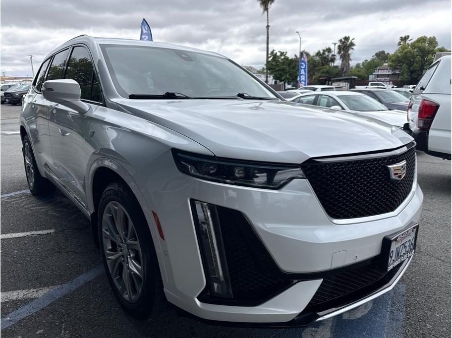 Cadillac XT6  2020