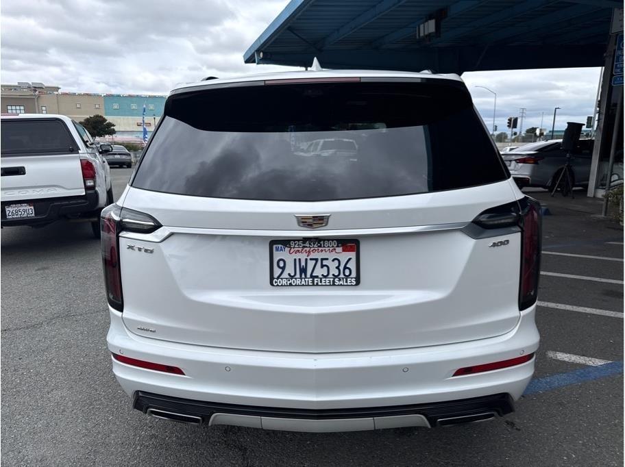 Cadillac XT6  2020