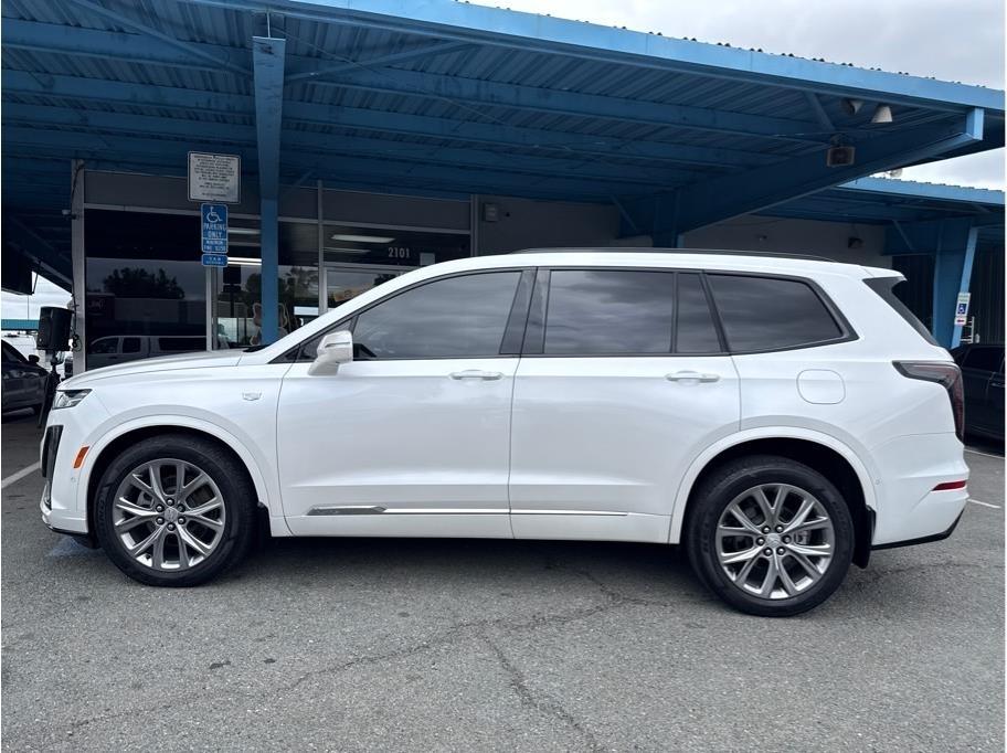 Cadillac XT6  2020