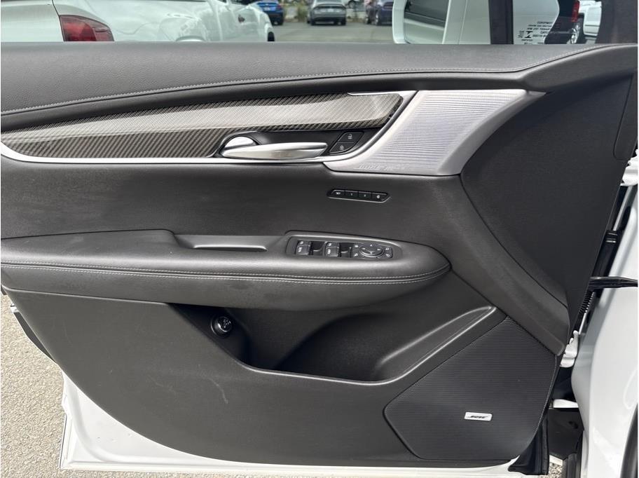 Cadillac XT6  2020