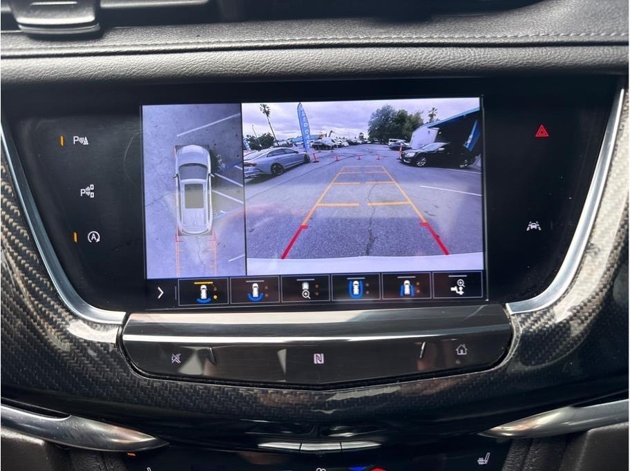 Cadillac XT6  2020