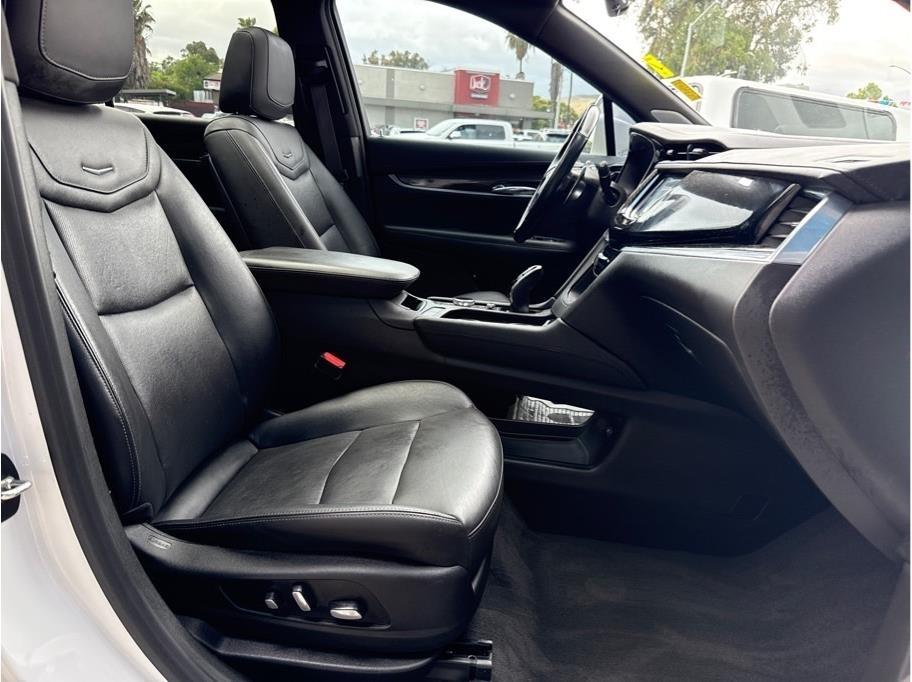 Cadillac XT6  2020