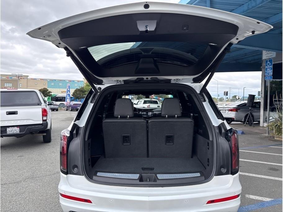 Cadillac XT6  2020