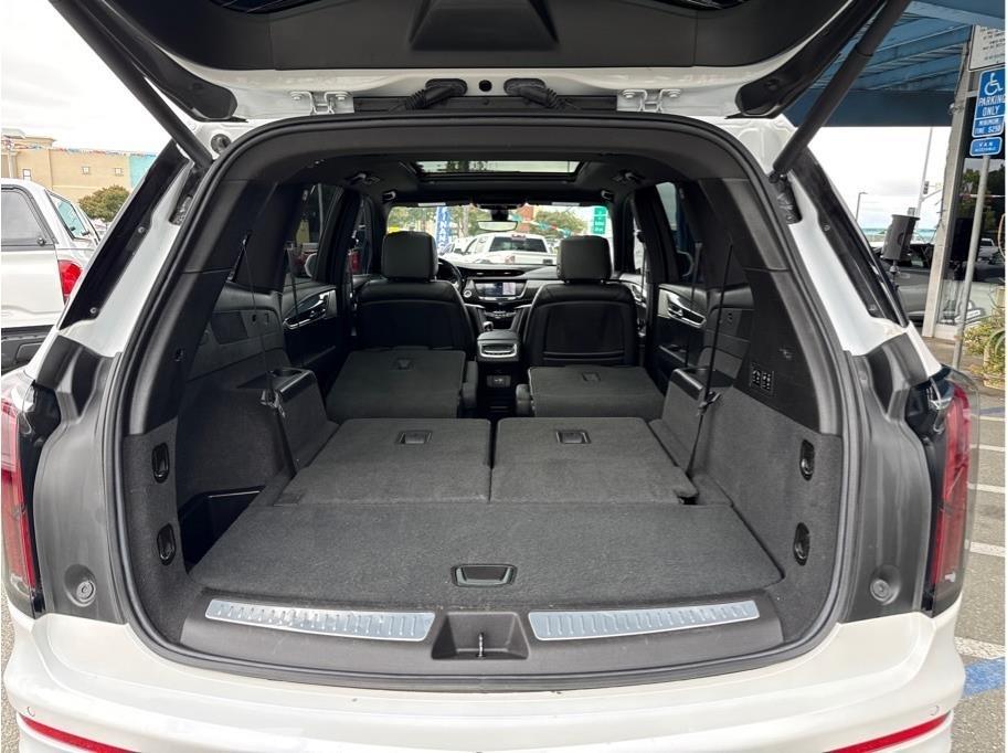 Cadillac XT6  2020