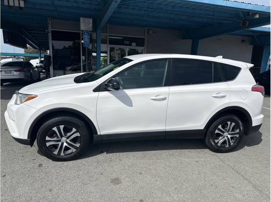 Toyota RAV4  2018