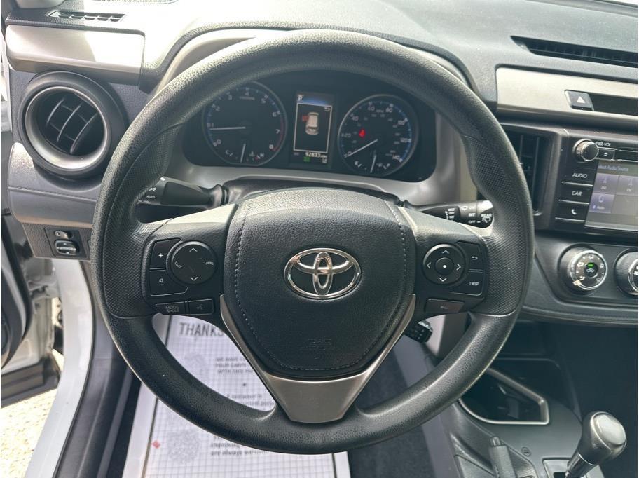 Toyota RAV4  2018