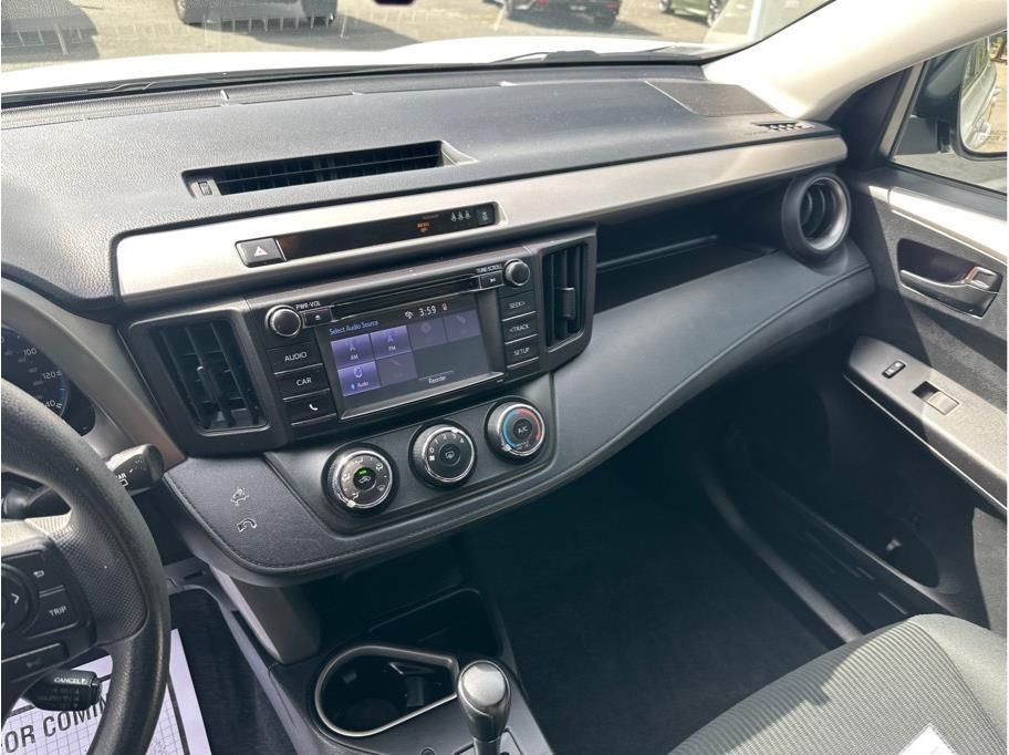 Toyota RAV4  2018